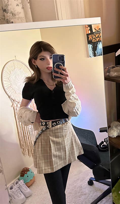Free Femboy Crossdresser Gay Porn Videos .